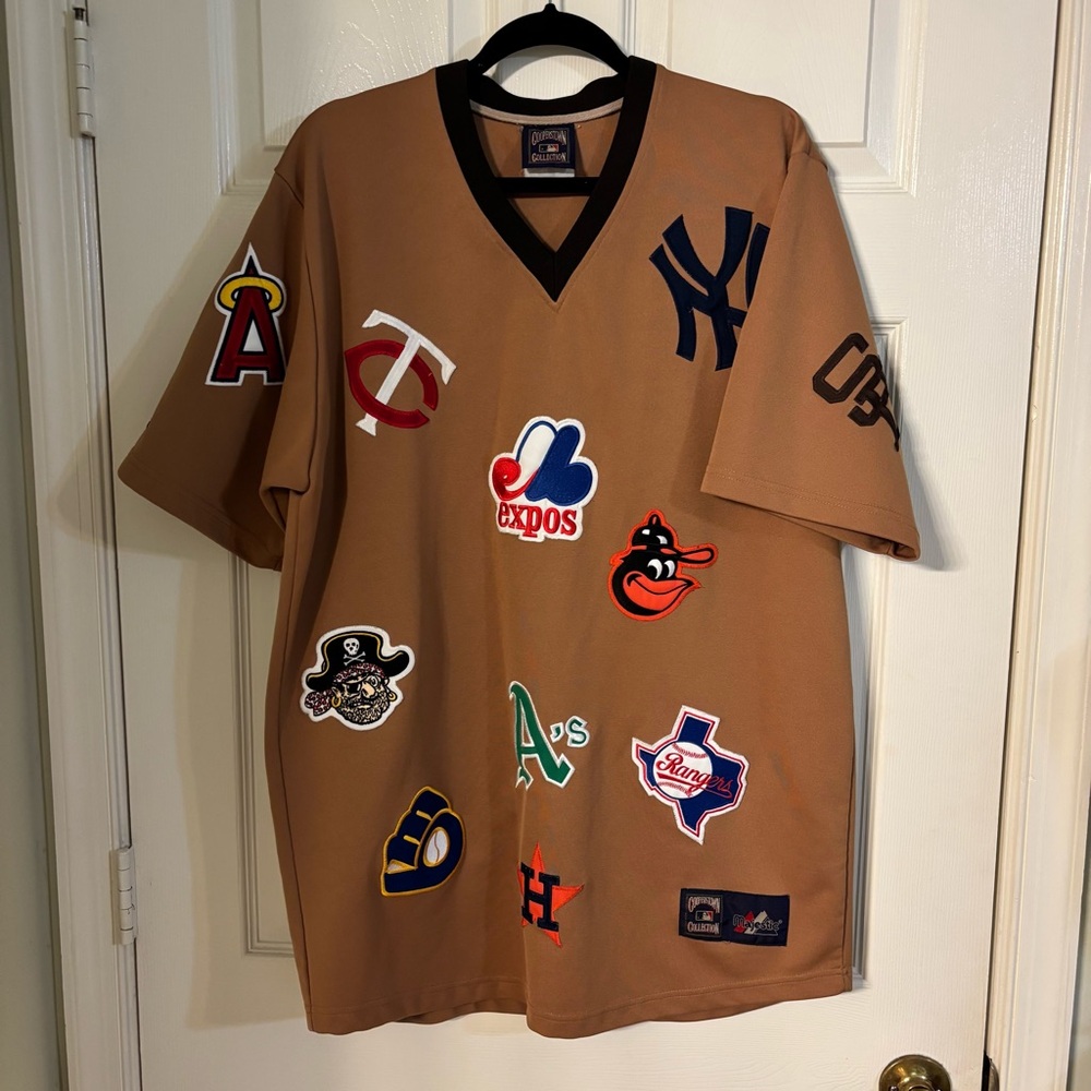 Majestic Cooperstown Men’s Tan Baseball Jersey with Team Logos Retro, Size XL - Picture 1 of 8